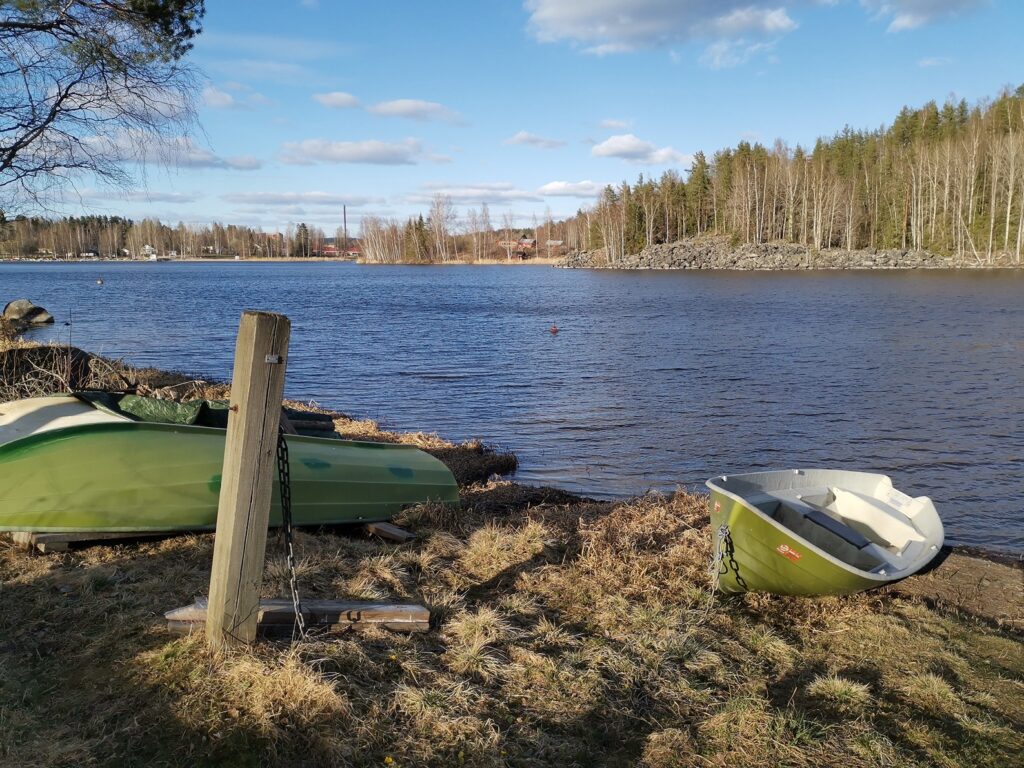 Pohjanlahti Päijänteellä. Laituri Ristikivessä