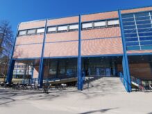 Kirjasto Lähde, Arto Sipisen suunnittelema. Seminaarinmäen kampus. Kuva 12.4.2026