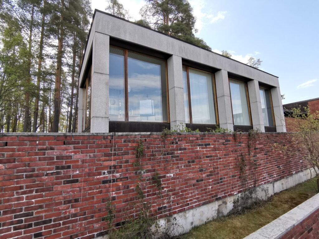 Lyhty-rakennus, Alvar Aallon suunnittelema