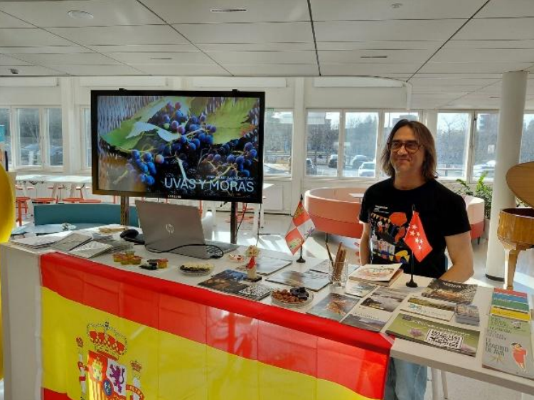EOI Jesús Maestron pöydän esittely Gradiassa 2026