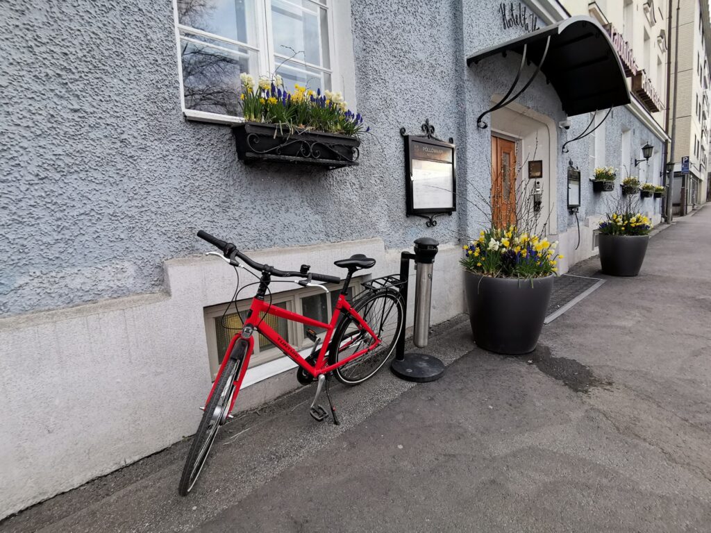 Ravintola Pöllöwaari Puistolassa