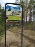 Talvinen pulkkamäki Harjulla