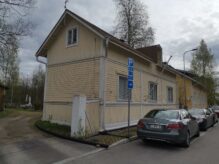 Asuintalo Tourukadulla, Tourulassa